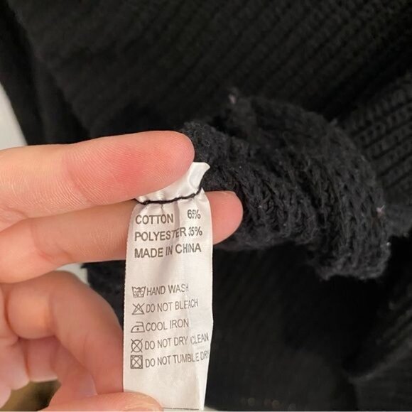 BLACK Twist Black Sweater • size S Small - Picture 3 of 3